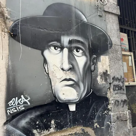 Leone House Apartmán